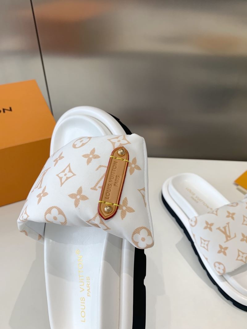 Louis Vuitton Slippers